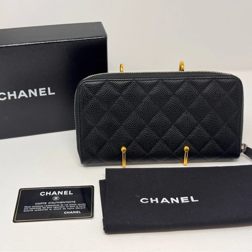 đź’ŻAuthentic CHANEL Black Caviar Quilted Gusset zippy Wallet SHW - Picture 5 of 8